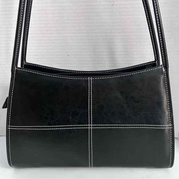 Vintage black vegan leather bag - Picture 6 of 7